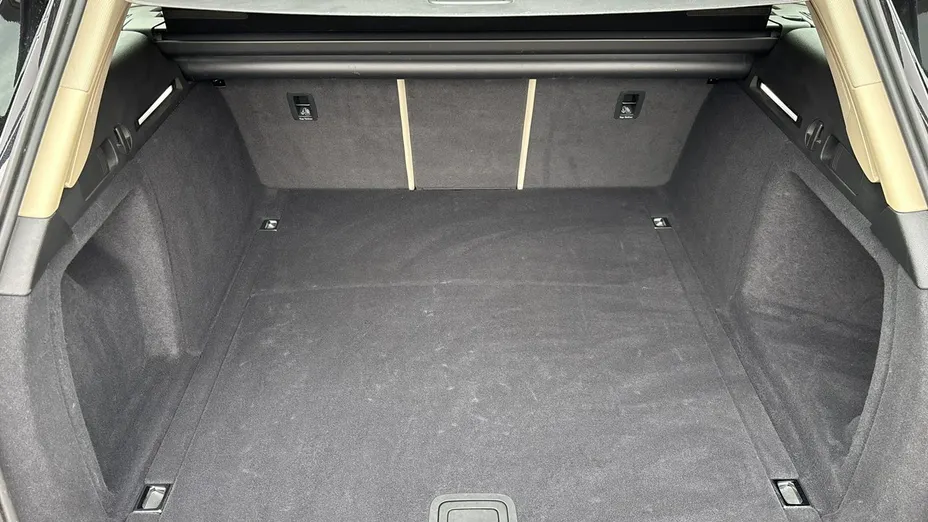 AUDI A4 -