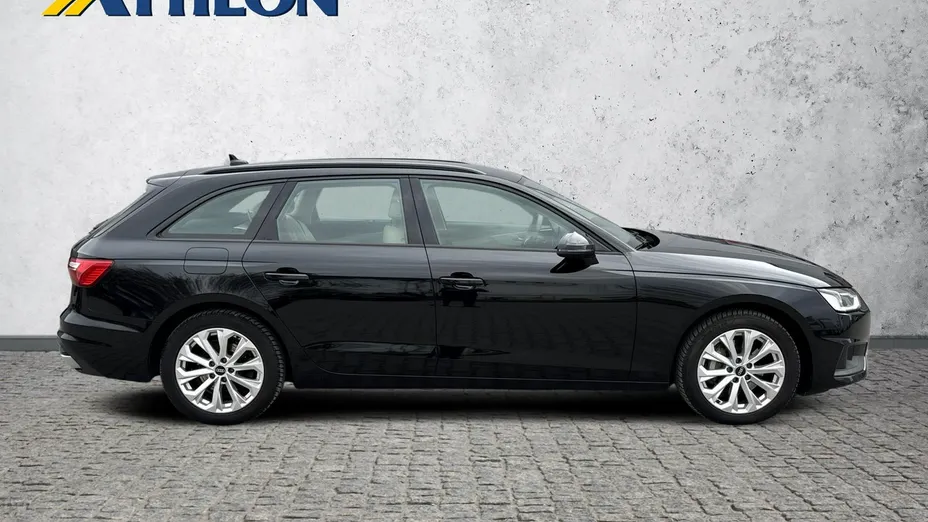 AUDI A4 -