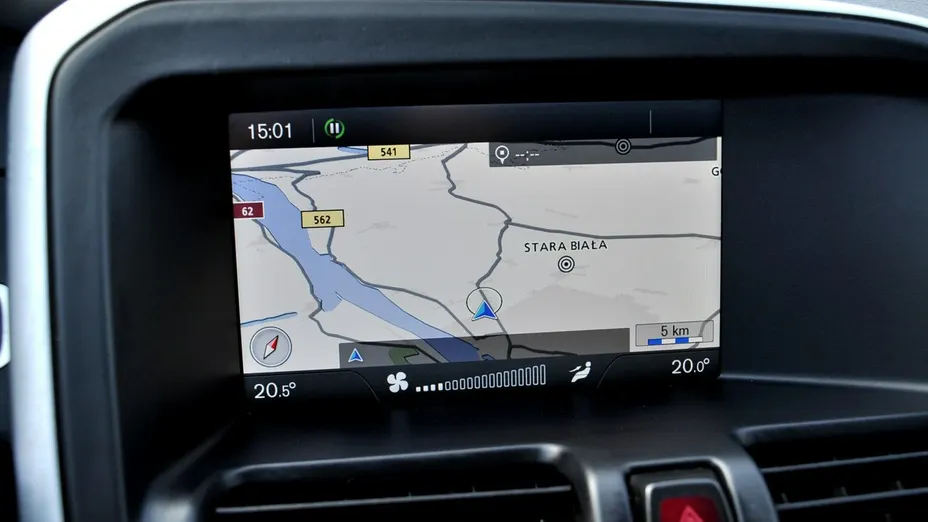 VOLVO XC60 -