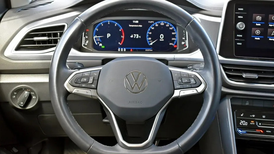 VOLKSWAGEN T-ROC -