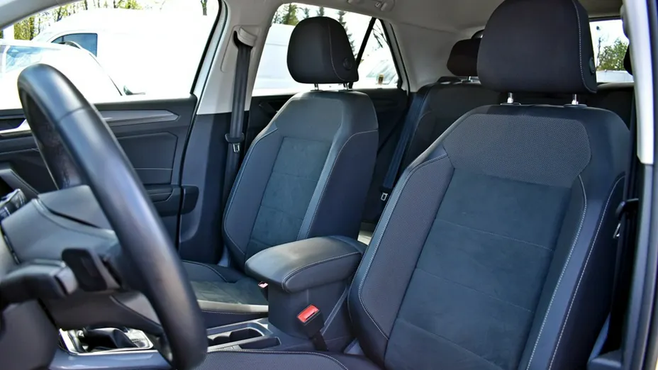 VOLKSWAGEN T-ROC -
