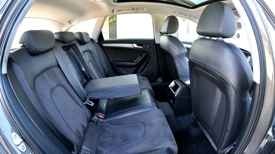 AUDI A4 -