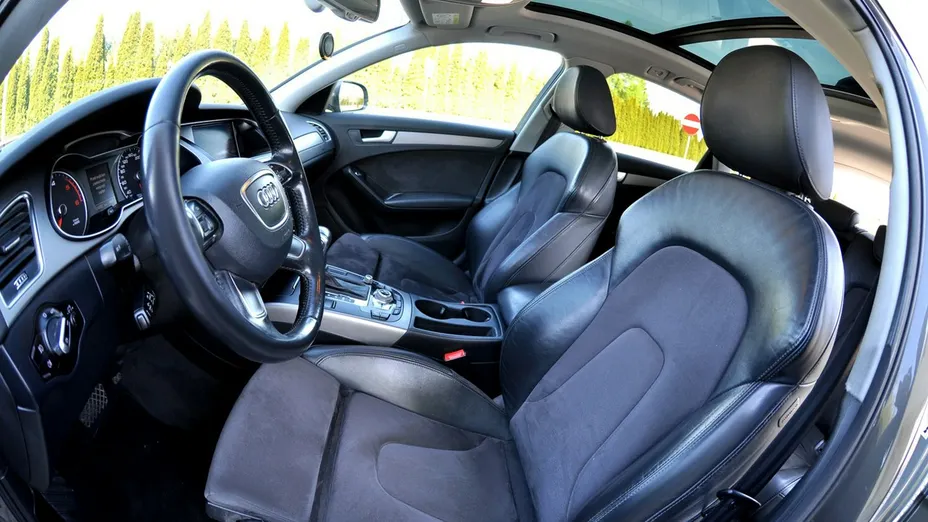 AUDI A4 -