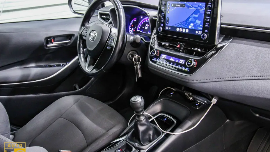 TOYOTA Corolla -