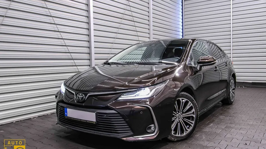 TOYOTA Corolla -