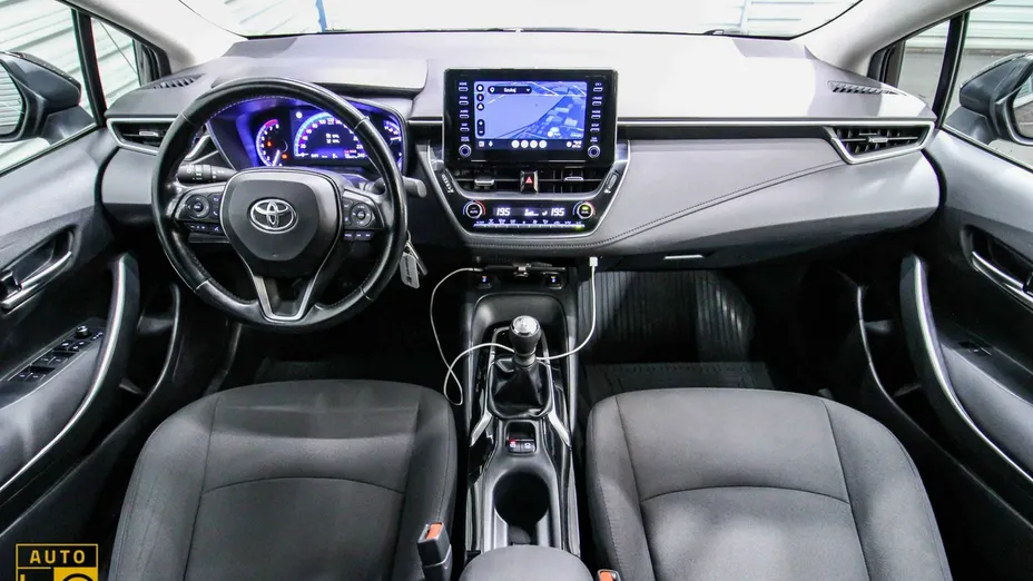 TOYOTA Corolla -