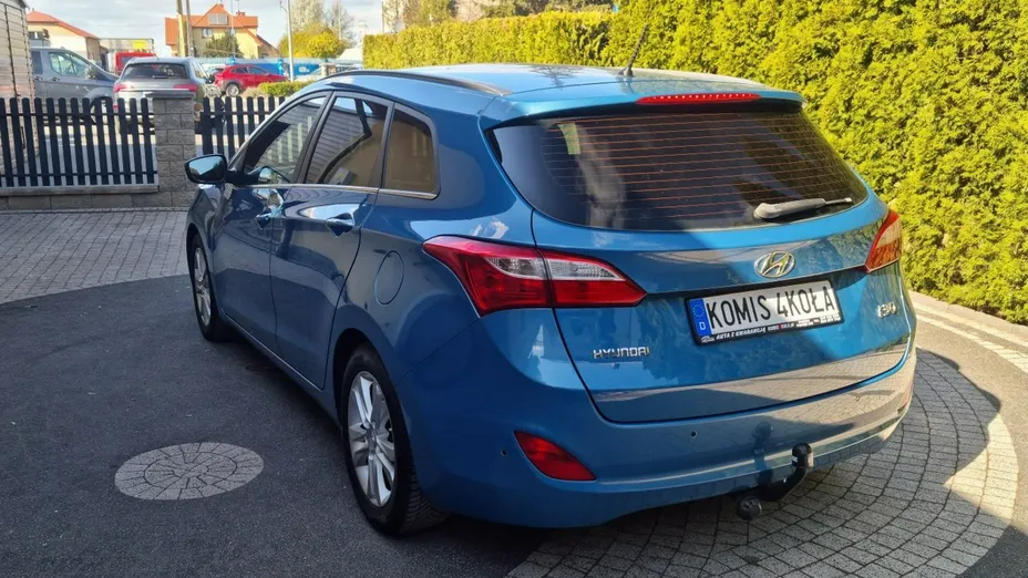 HYUNDAI i30 -