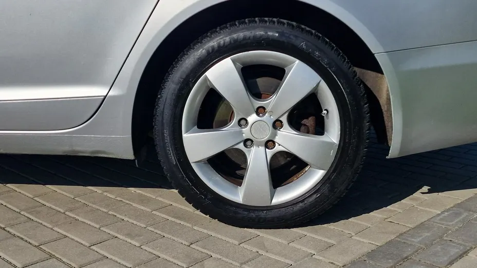AUDI A6 -
