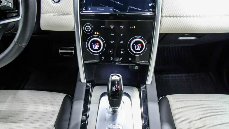 LAND ROVER Discovery Sport -