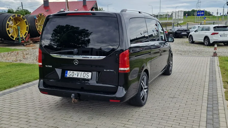 MERCEDES-BENZ V Klasa -