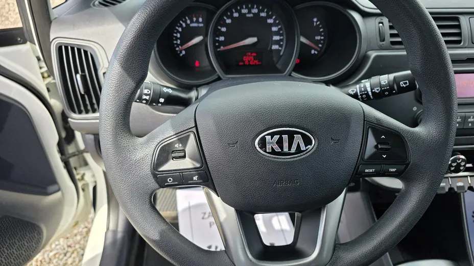 KIA Rio -