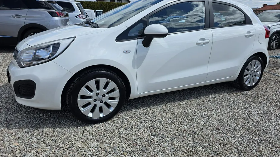 KIA Rio -