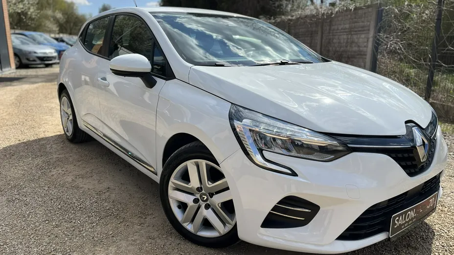 RENAULT Clio -