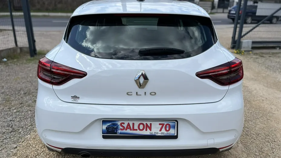 RENAULT Clio -