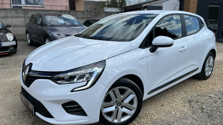 RENAULT Clio -