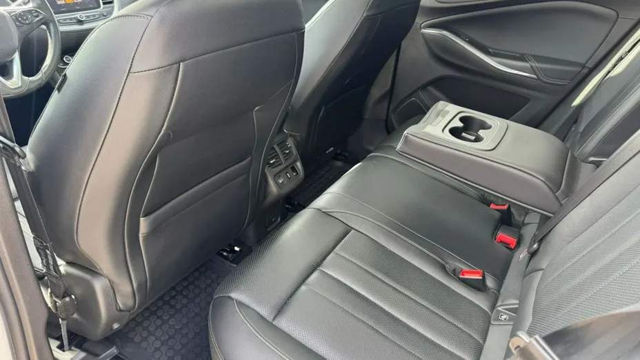 OPEL Grandland X -