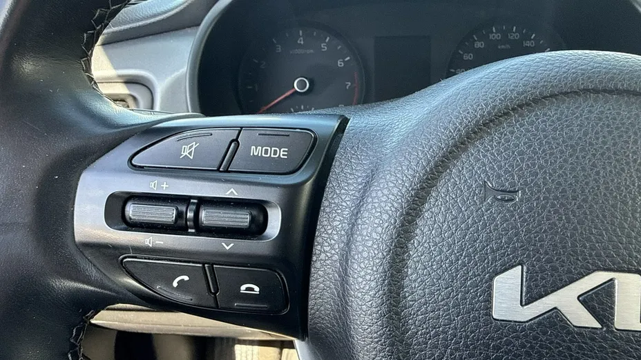 KIA Rio -