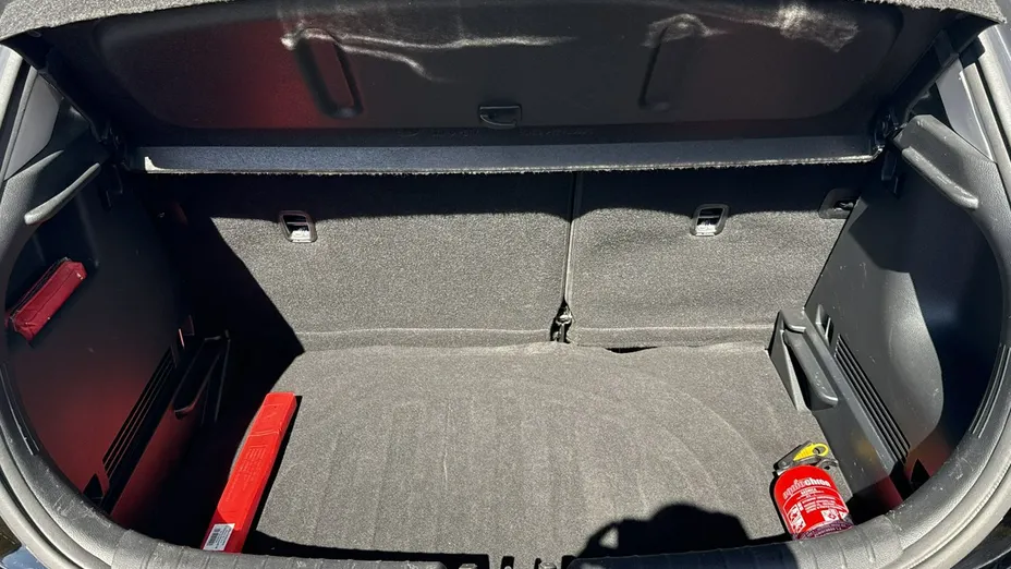 KIA Rio -