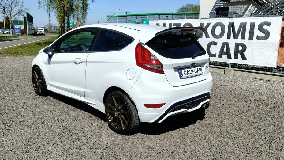 FORD Fiesta -