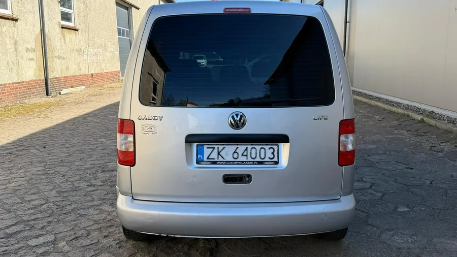 VOLKSWAGEN Caddy -