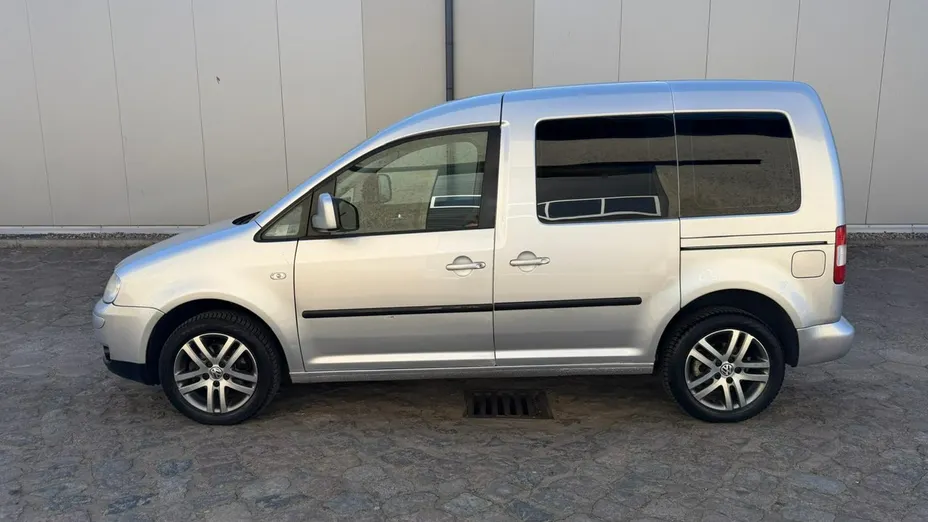 VOLKSWAGEN Caddy -