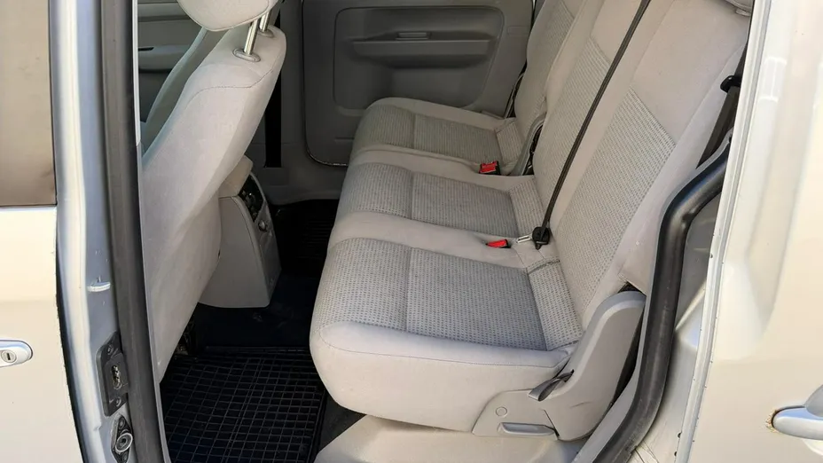 VOLKSWAGEN Caddy -