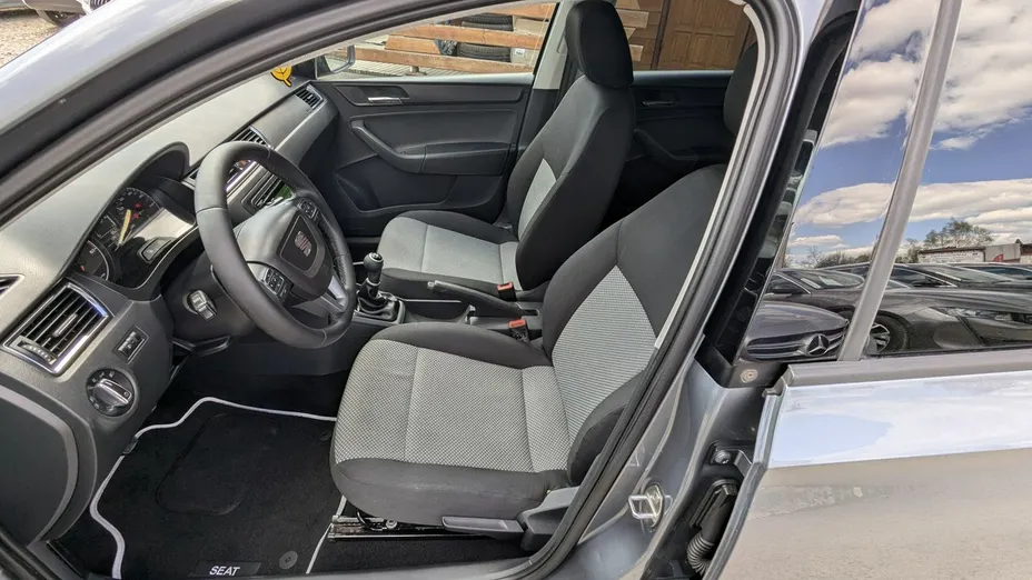 SEAT Toledo -