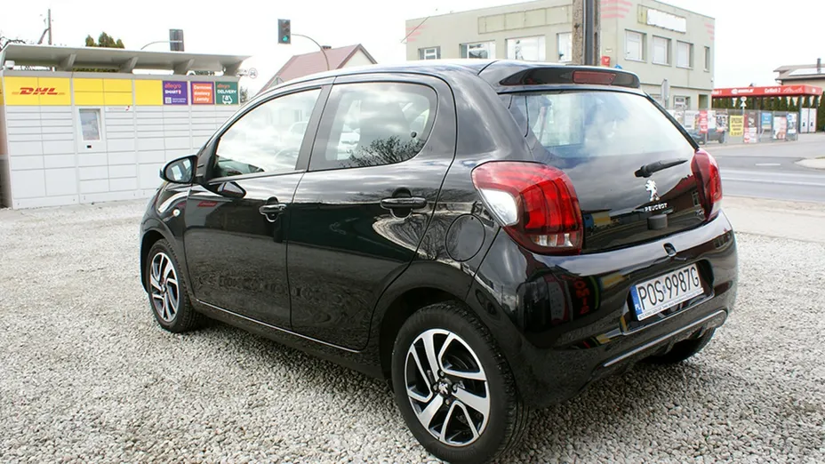 PEUGEOT 108 -