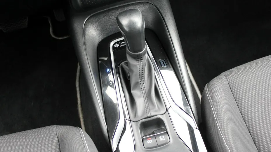 TOYOTA Corolla -