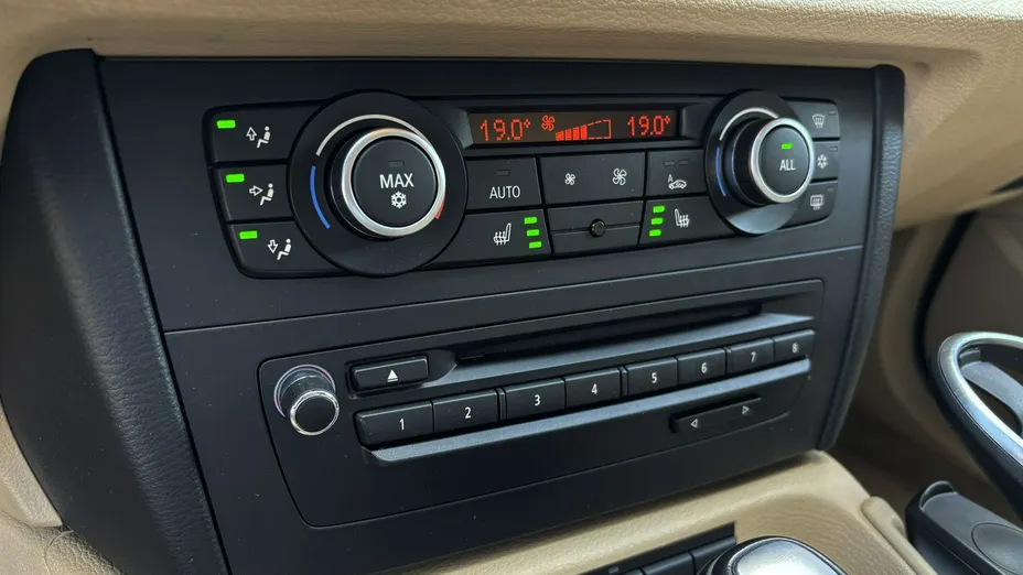 BMW X1 -