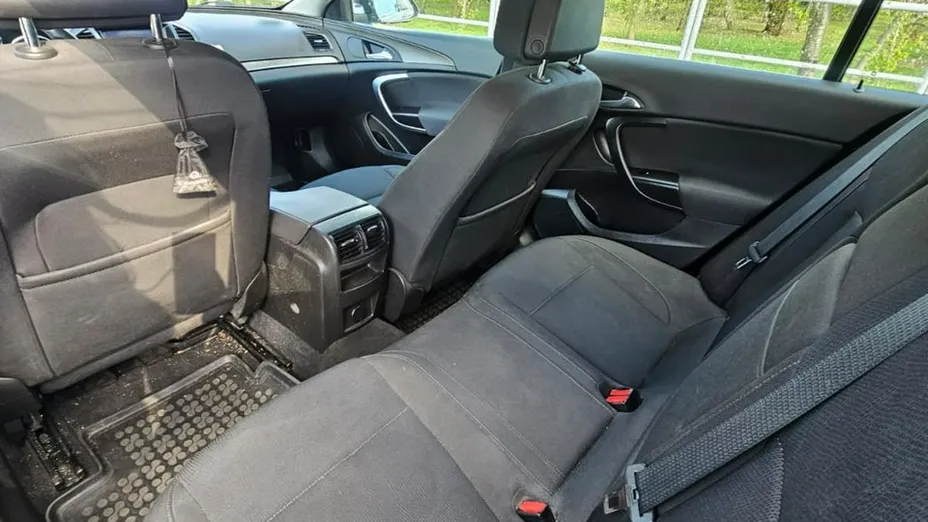 OPEL Insignia -