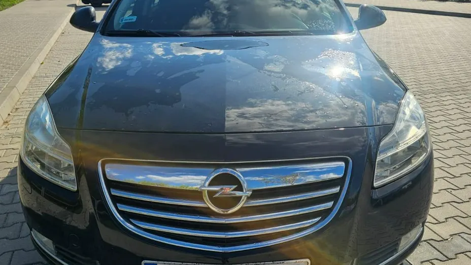 OPEL Insignia -