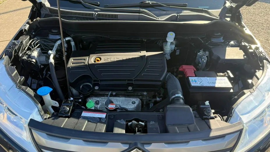 SUZUKI Vitara -