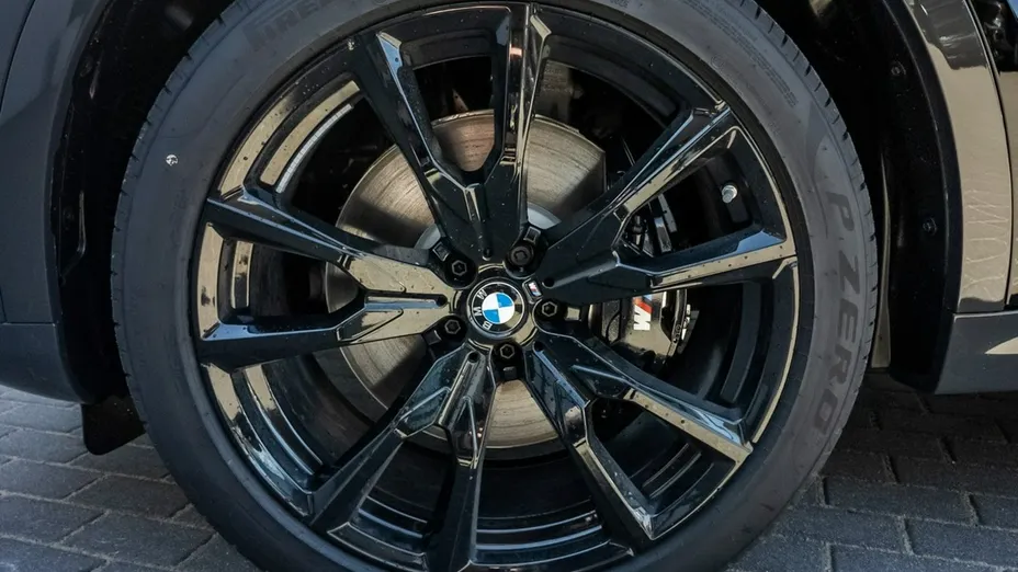 BMW X7 -