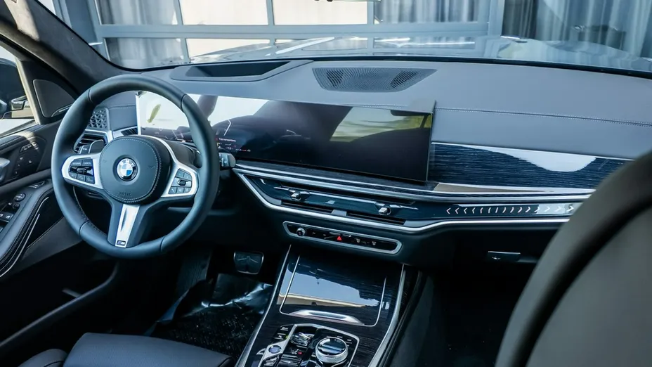 BMW X7 -