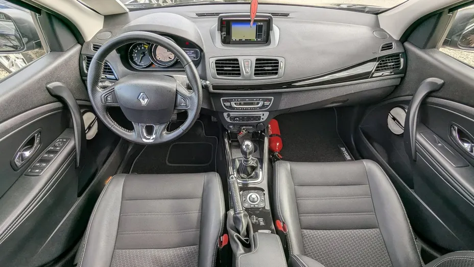 RENAULT Megane -