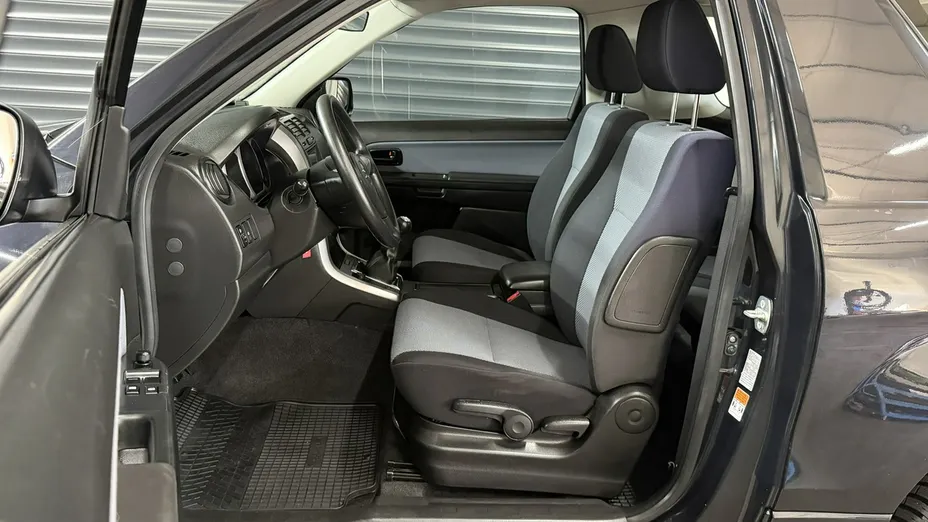 SUZUKI Grand Vitara -
