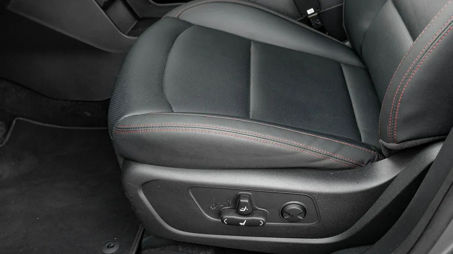 KGM / SSANGYONG Actyon -