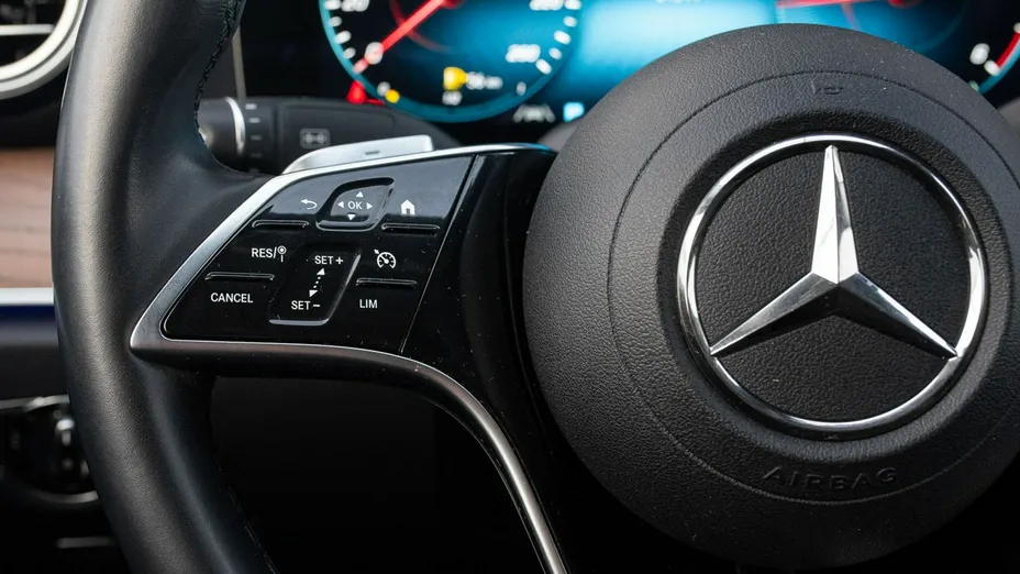 MERCEDES-BENZ E Klasa -