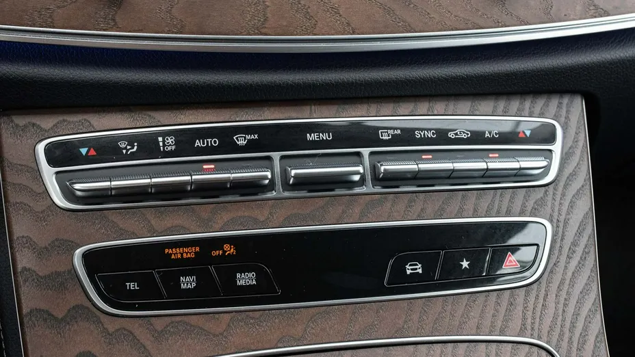 MERCEDES-BENZ E Klasa -