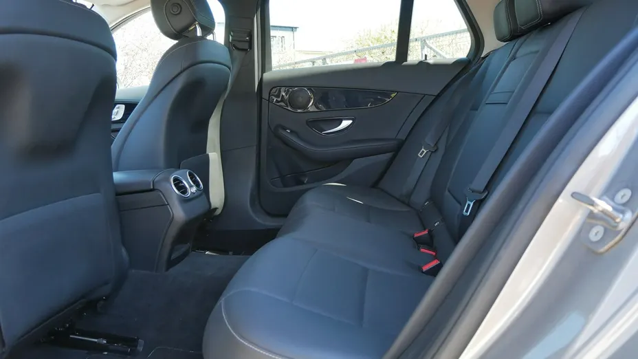 MERCEDES-BENZ C Klasa -