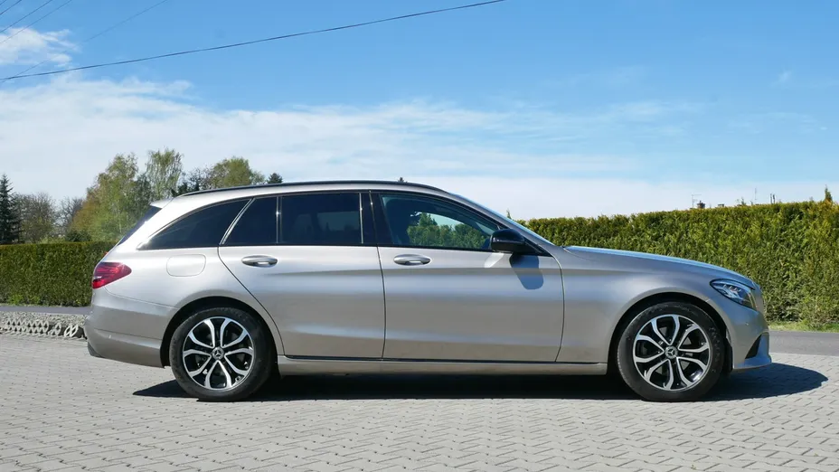 MERCEDES-BENZ C Klasa -
