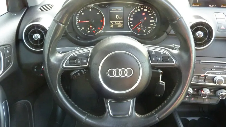 AUDI A1 -