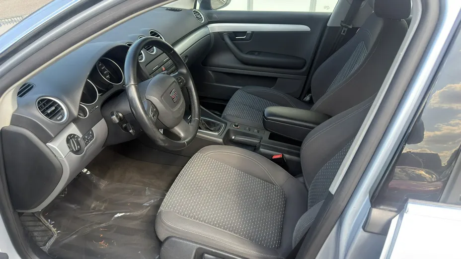 SEAT Exeo -