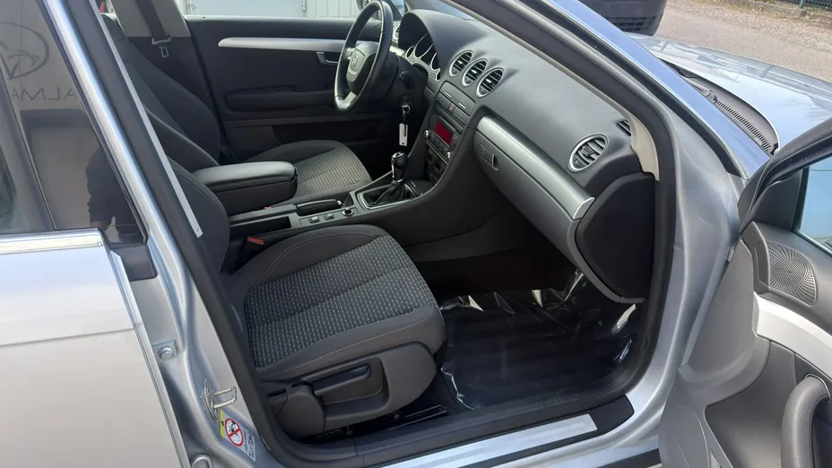 SEAT Exeo -