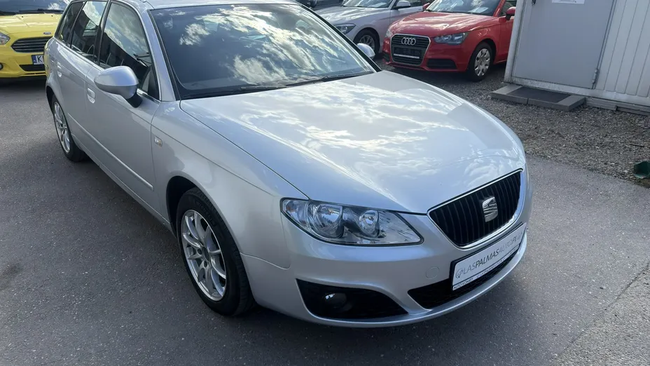 SEAT Exeo -