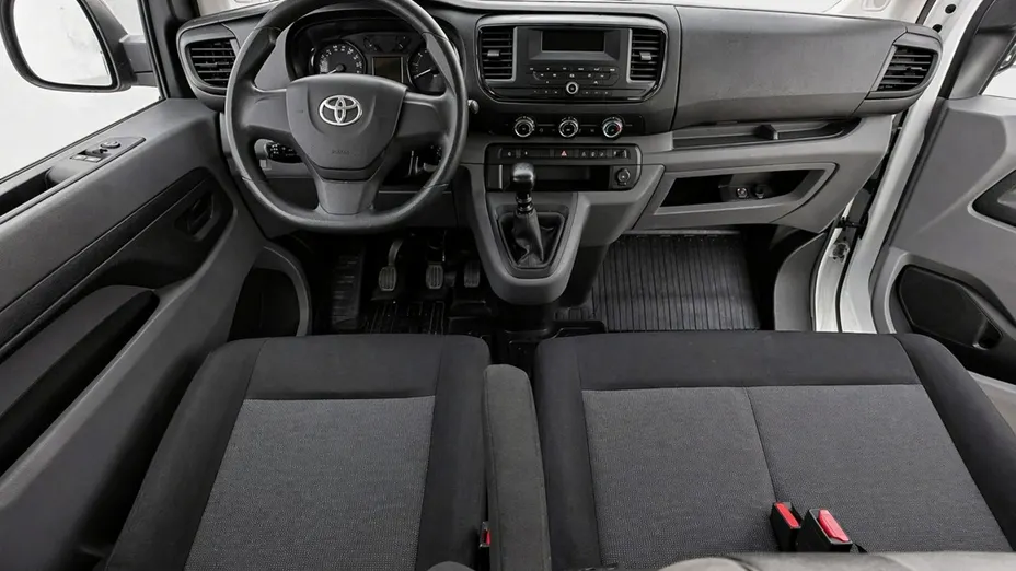 TOYOTA Proace -