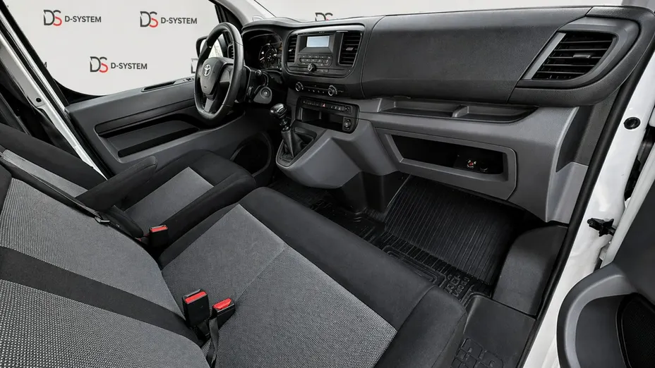 TOYOTA Proace -