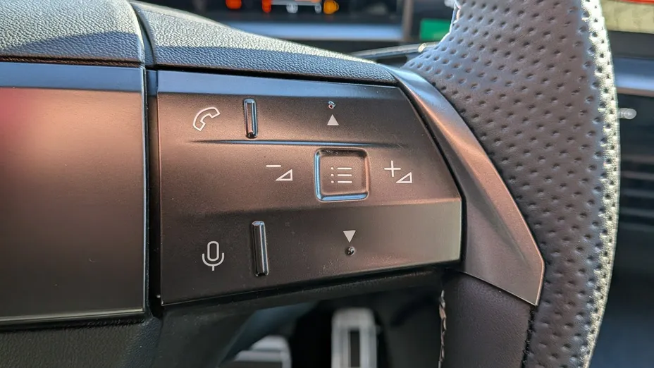 OPEL Grandland X -