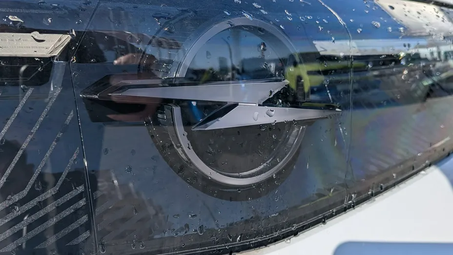 OPEL Grandland X -